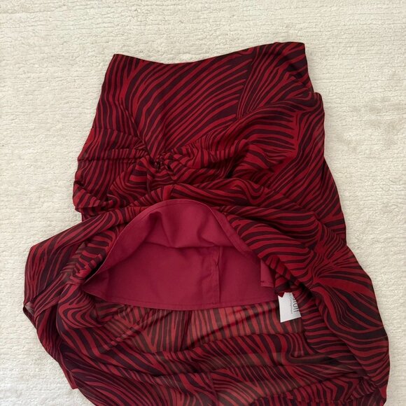 The Fifth Label Region Skirt Size 4 Red Zebra Print Hi Low Twist Front Midi NWT - Picture 12 of 13